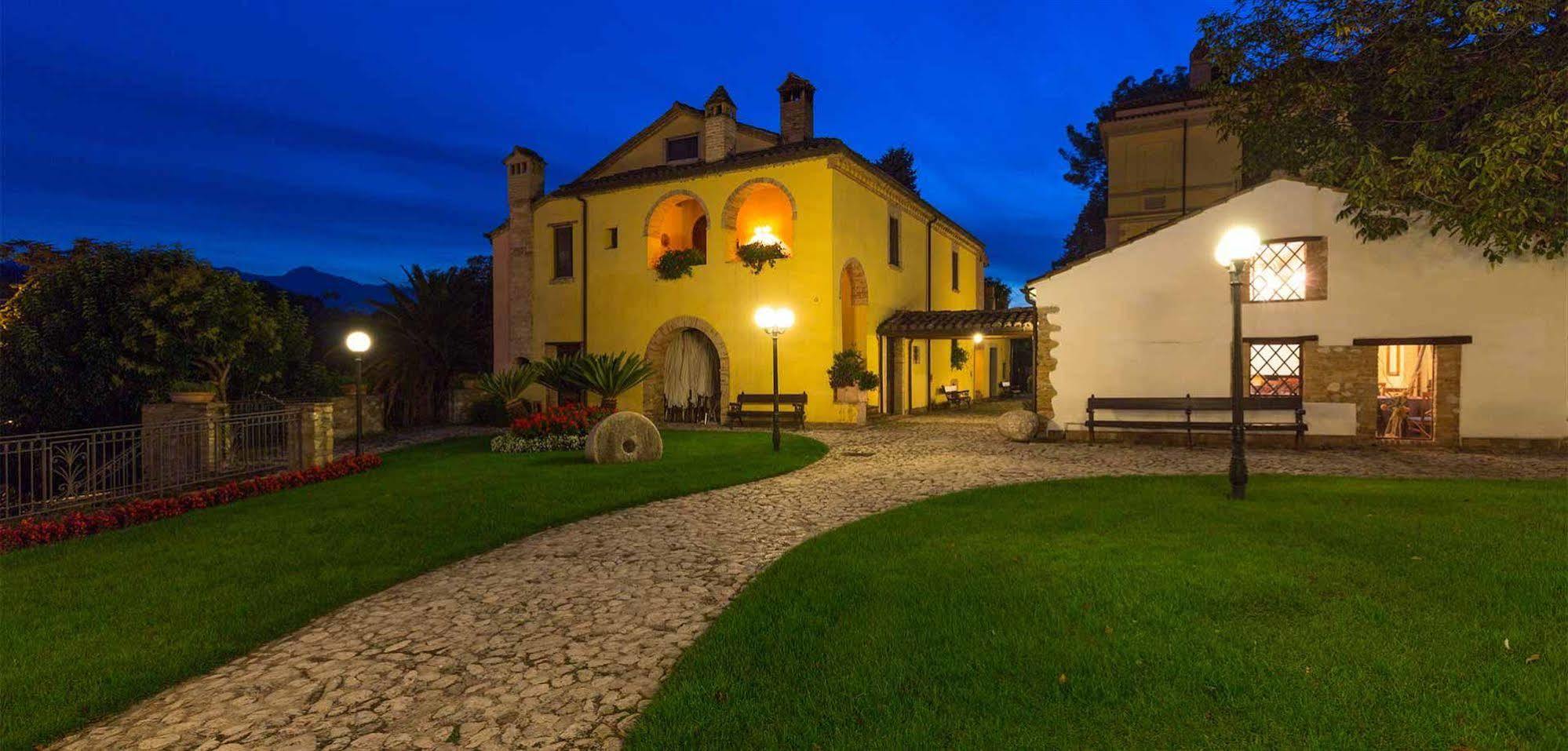 Corte Dei Tini Villa Vomano Екстериор снимка