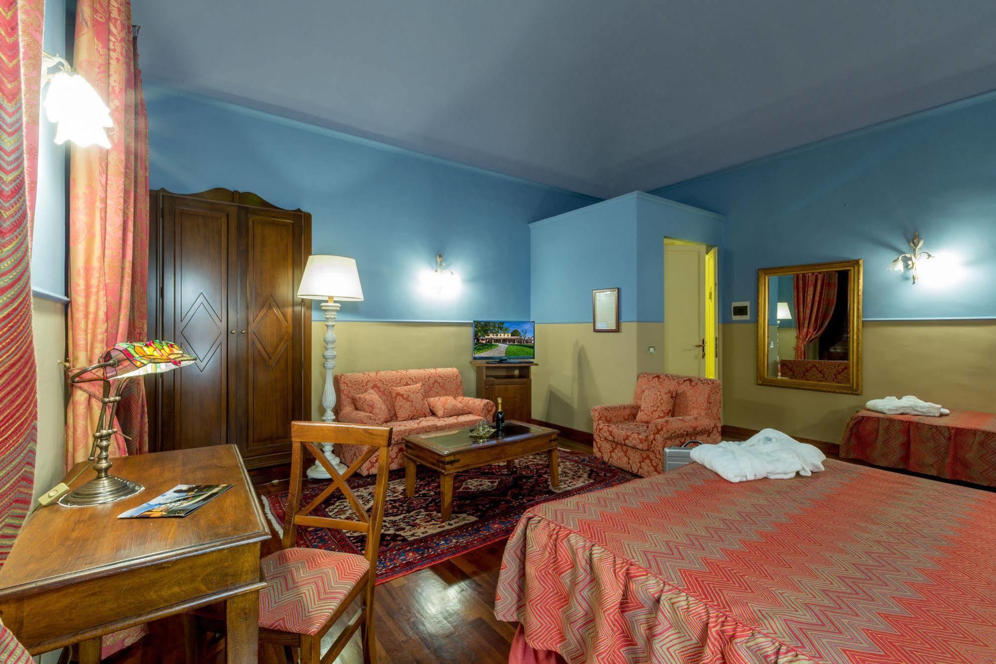 Corte Dei Tini Villa Vomano Екстериор снимка
